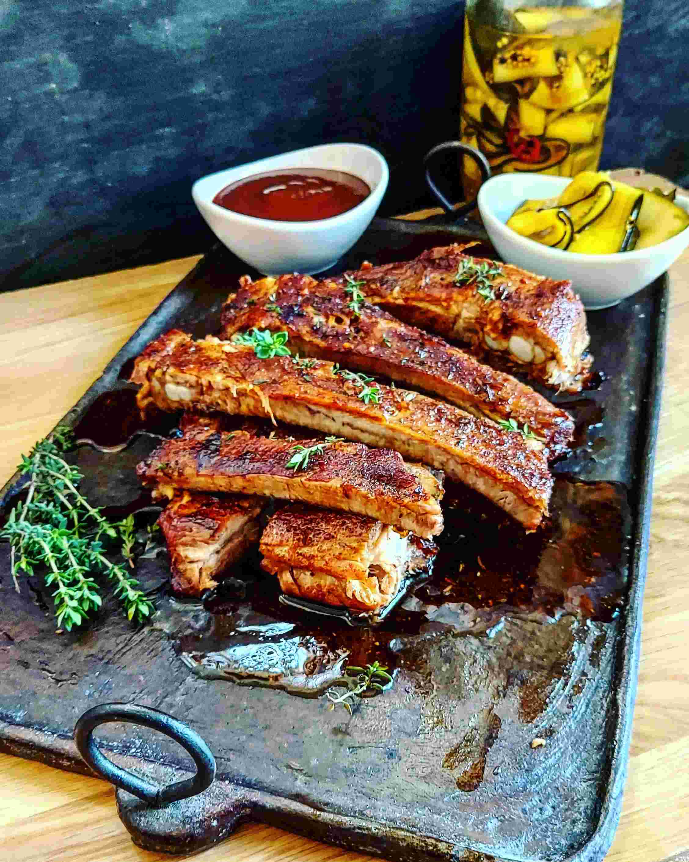 <div>Vepřový žebírka na výšku</div>